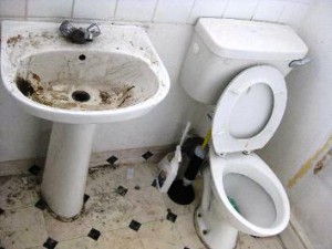 come pulire il bagno